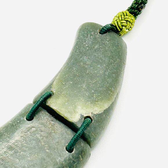 Antique Chinese Jade Dark Green Carved Dragon Clasp Collar Necklace - Picture 5 of 9